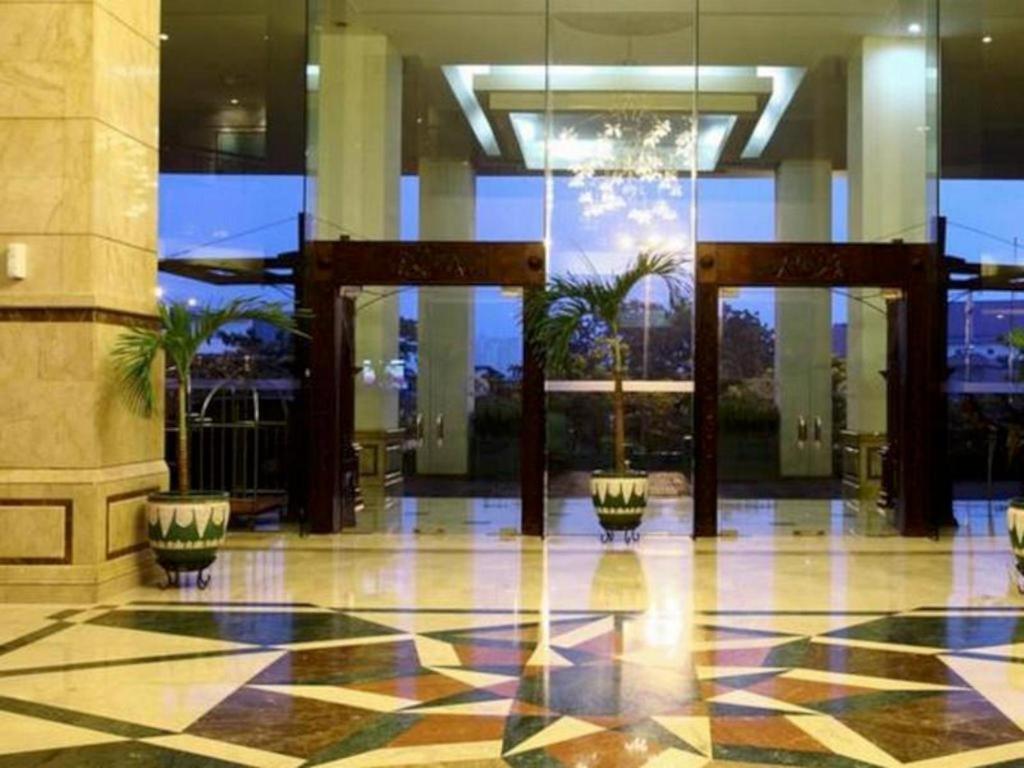Grand Cempaka Business Hotel Jakarta Extérieur photo