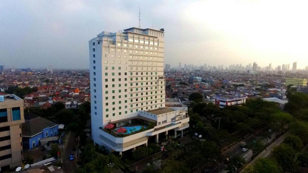 Grand Cempaka Business Hotel Jakarta Extérieur photo