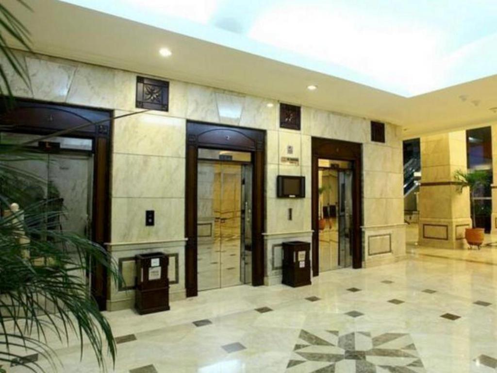 Grand Cempaka Business Hotel Jakarta Extérieur photo
